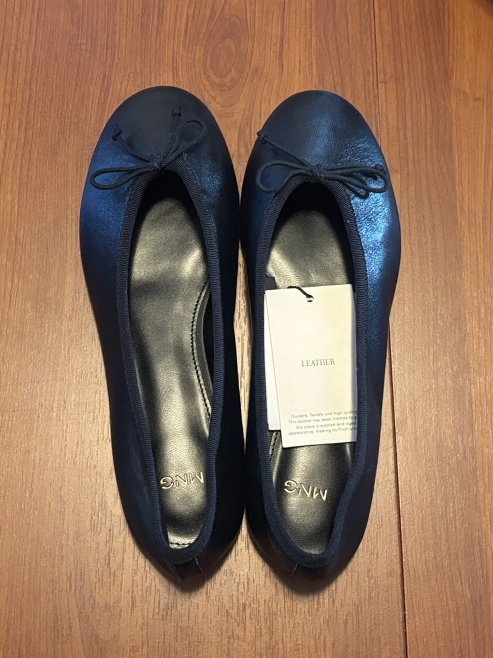 MANGO Classic Black Leather Ballet Flats